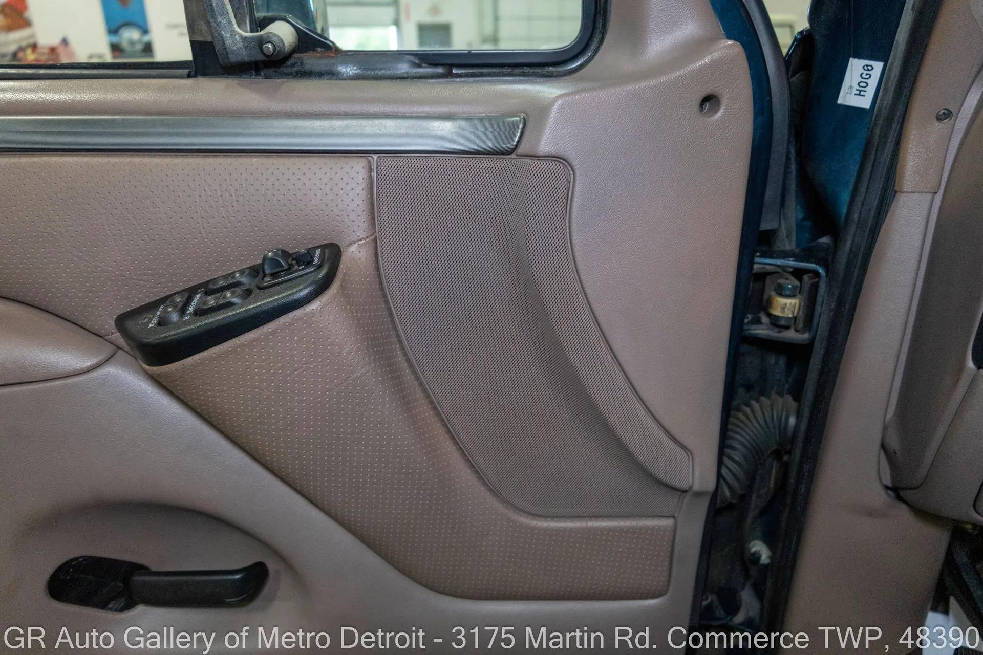 1994 Ford Bronco Eddie Bauer