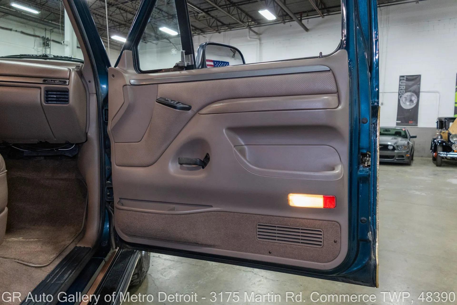 1994 Ford Bronco Eddie Bauer