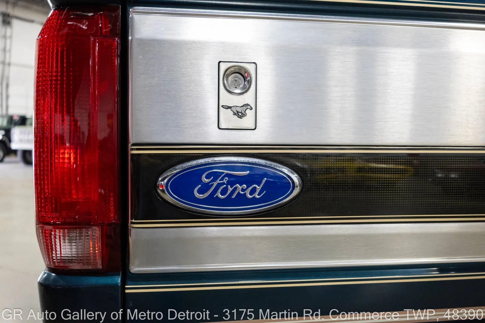 1994 Ford Bronco Eddie Bauer