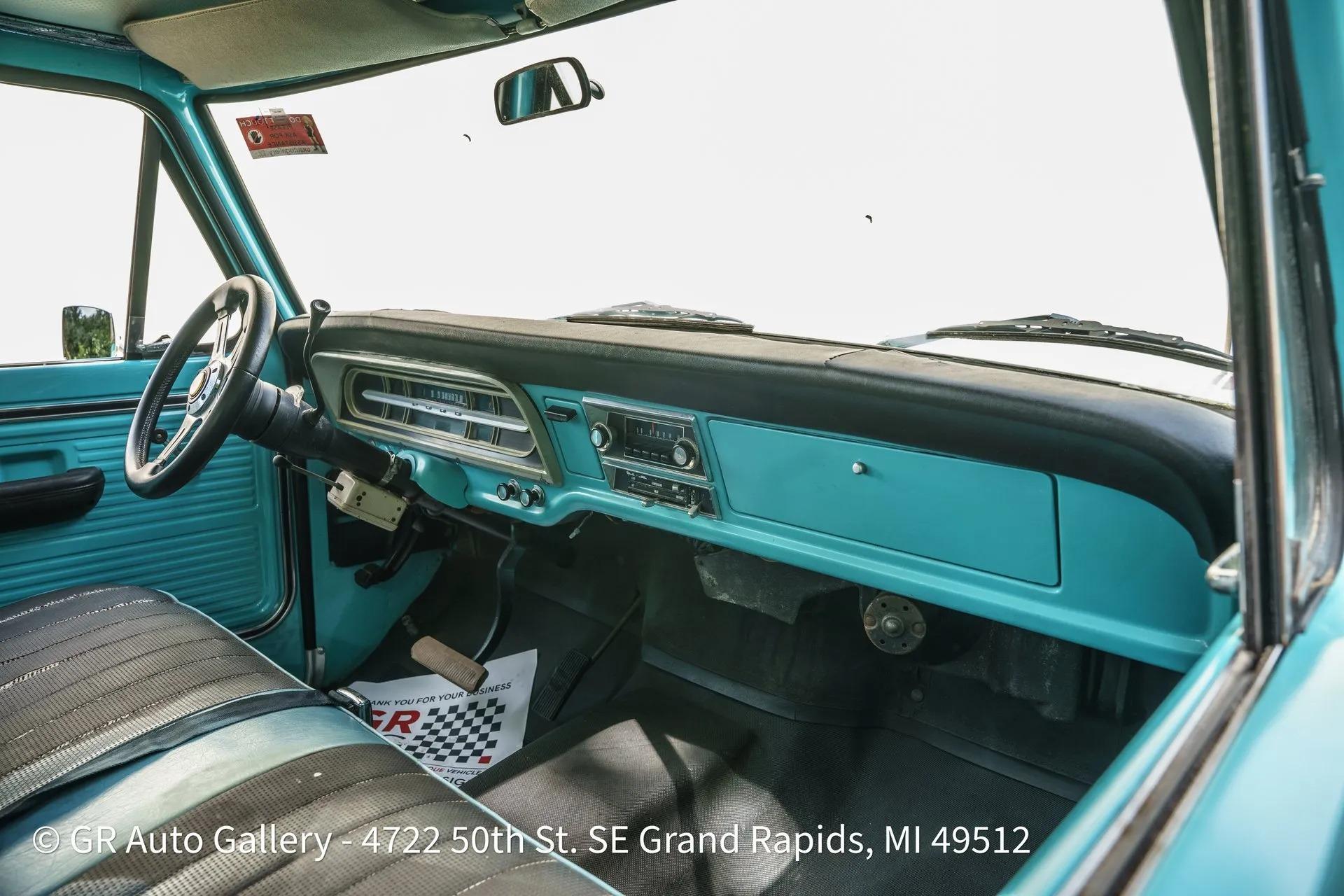 1968 Ford F-250 Custom Cab