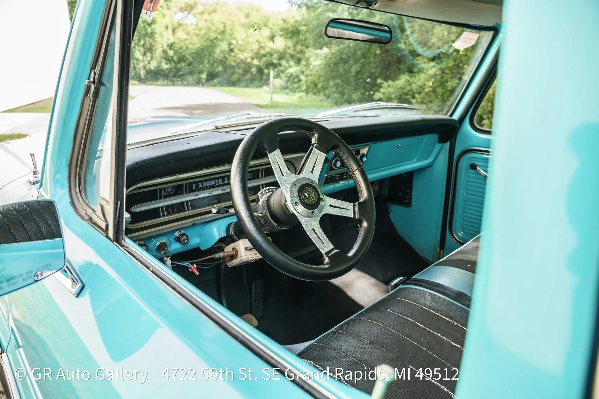 1968 Ford F-250 Custom Cab