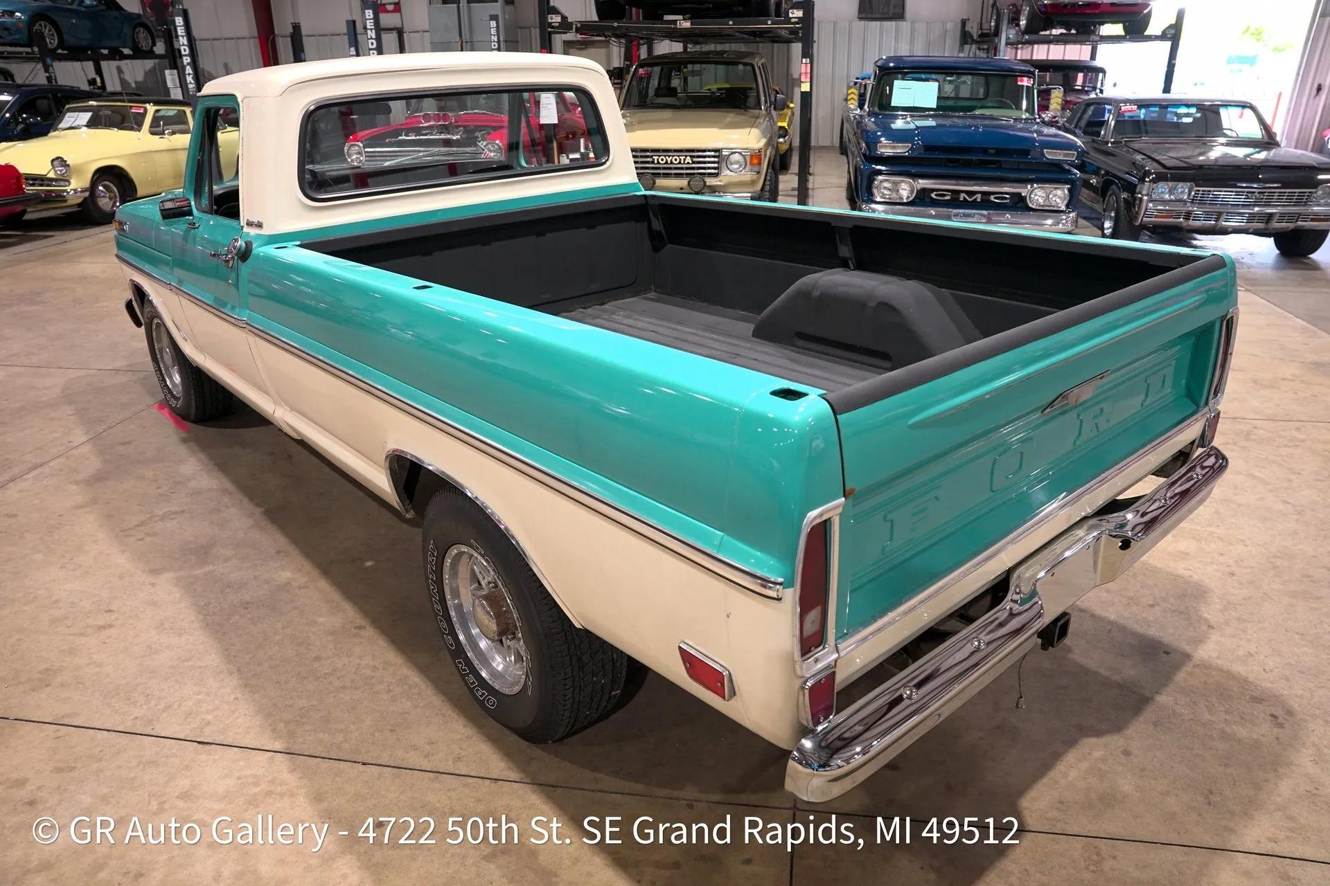 1968 Ford F-250 Custom Cab