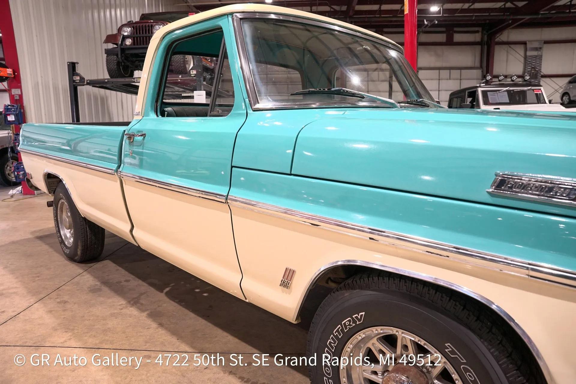 1968 Ford F-250 Custom Cab