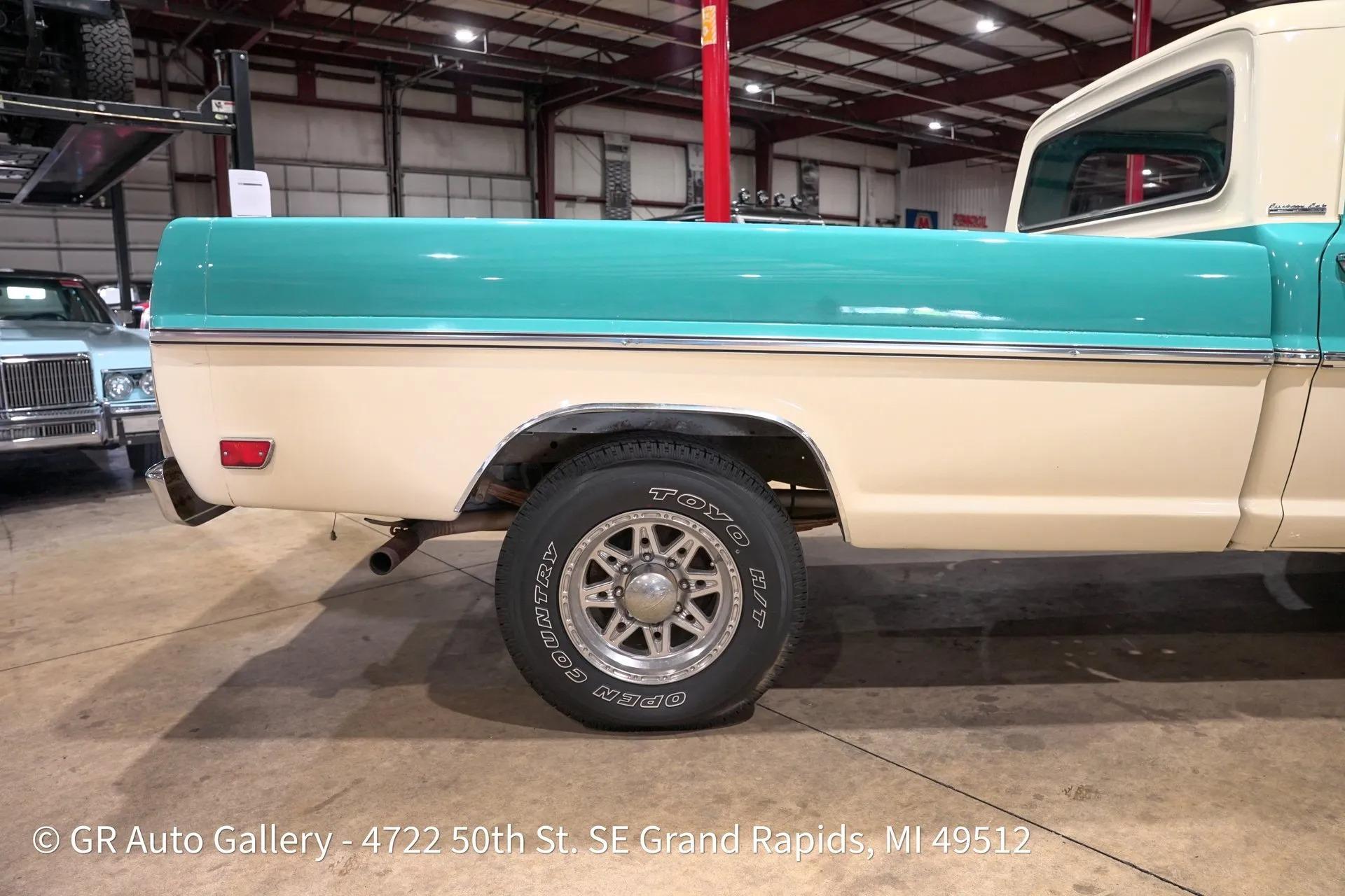 1968 Ford F-250 Custom Cab