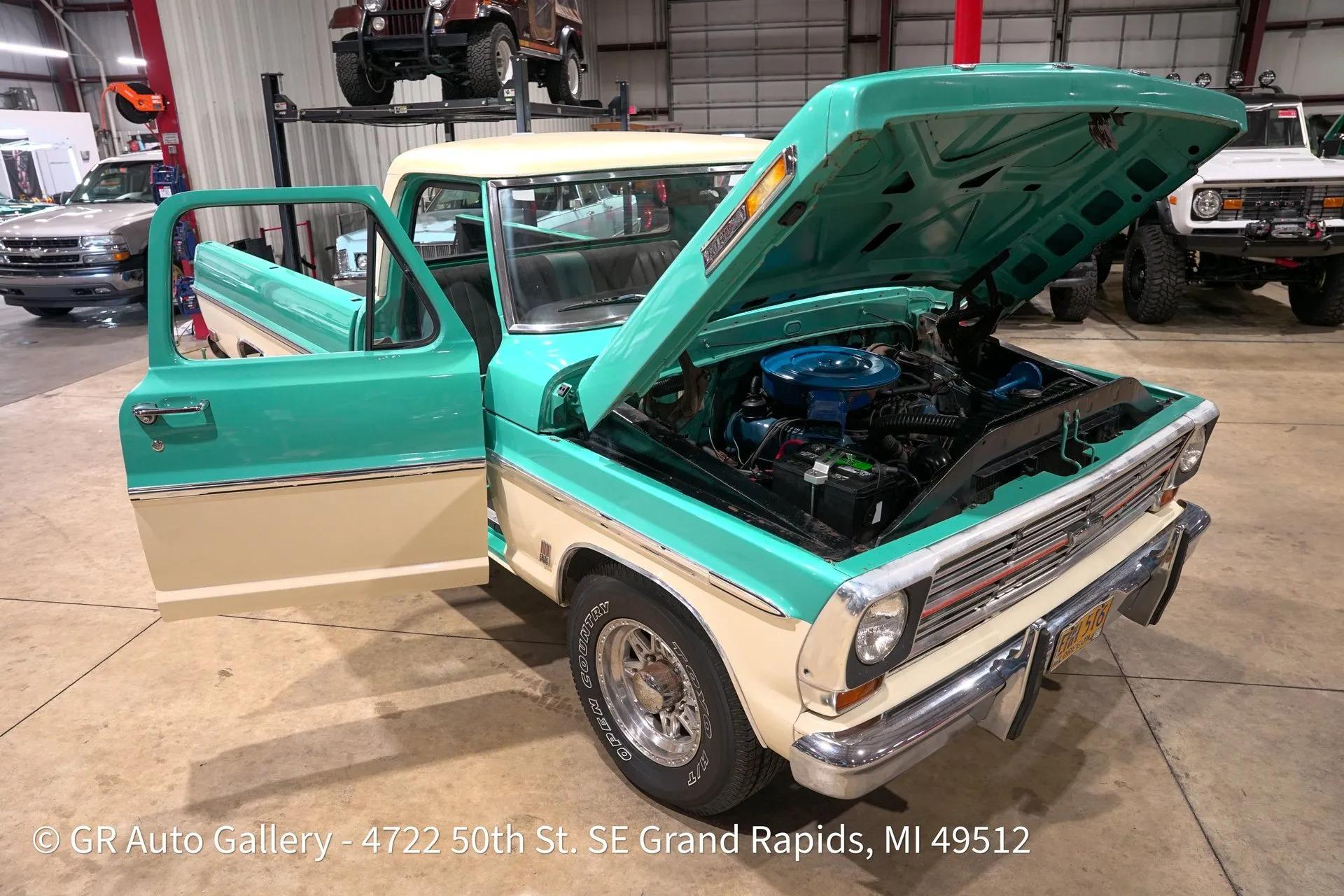 1968 Ford F-250 Custom Cab