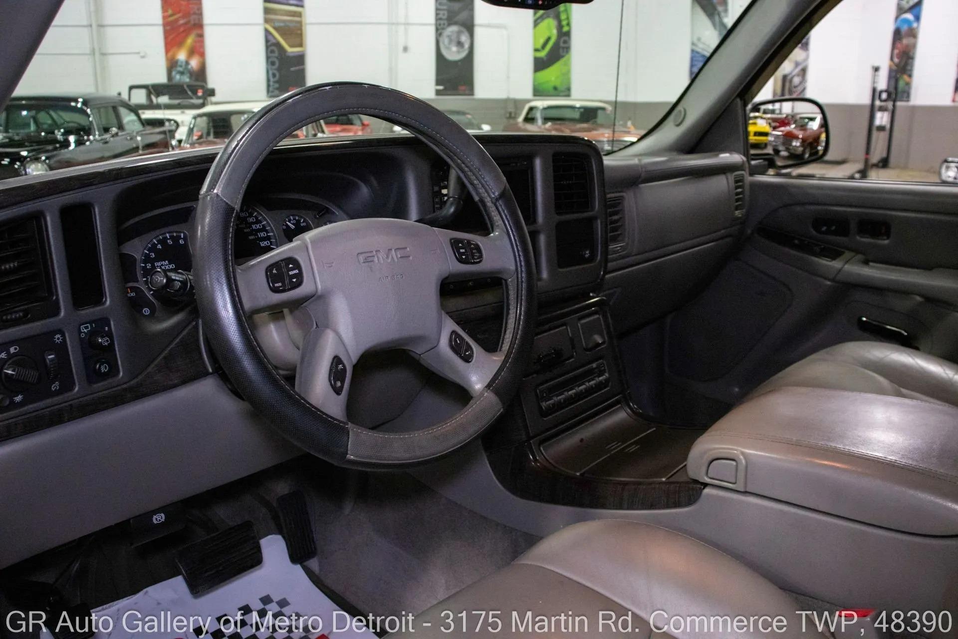 2005 GMC Yukon Denali