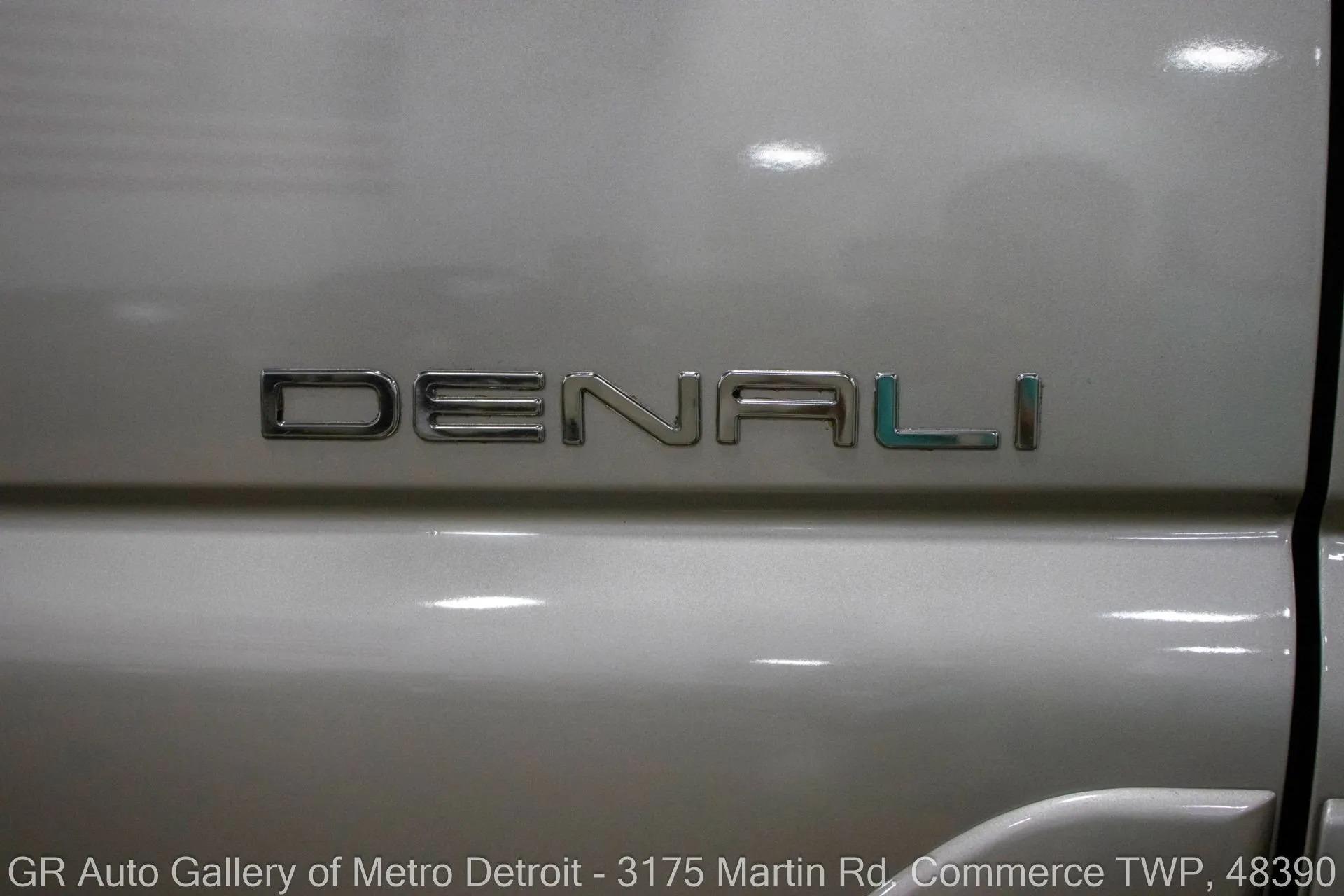 2005 GMC Yukon Denali