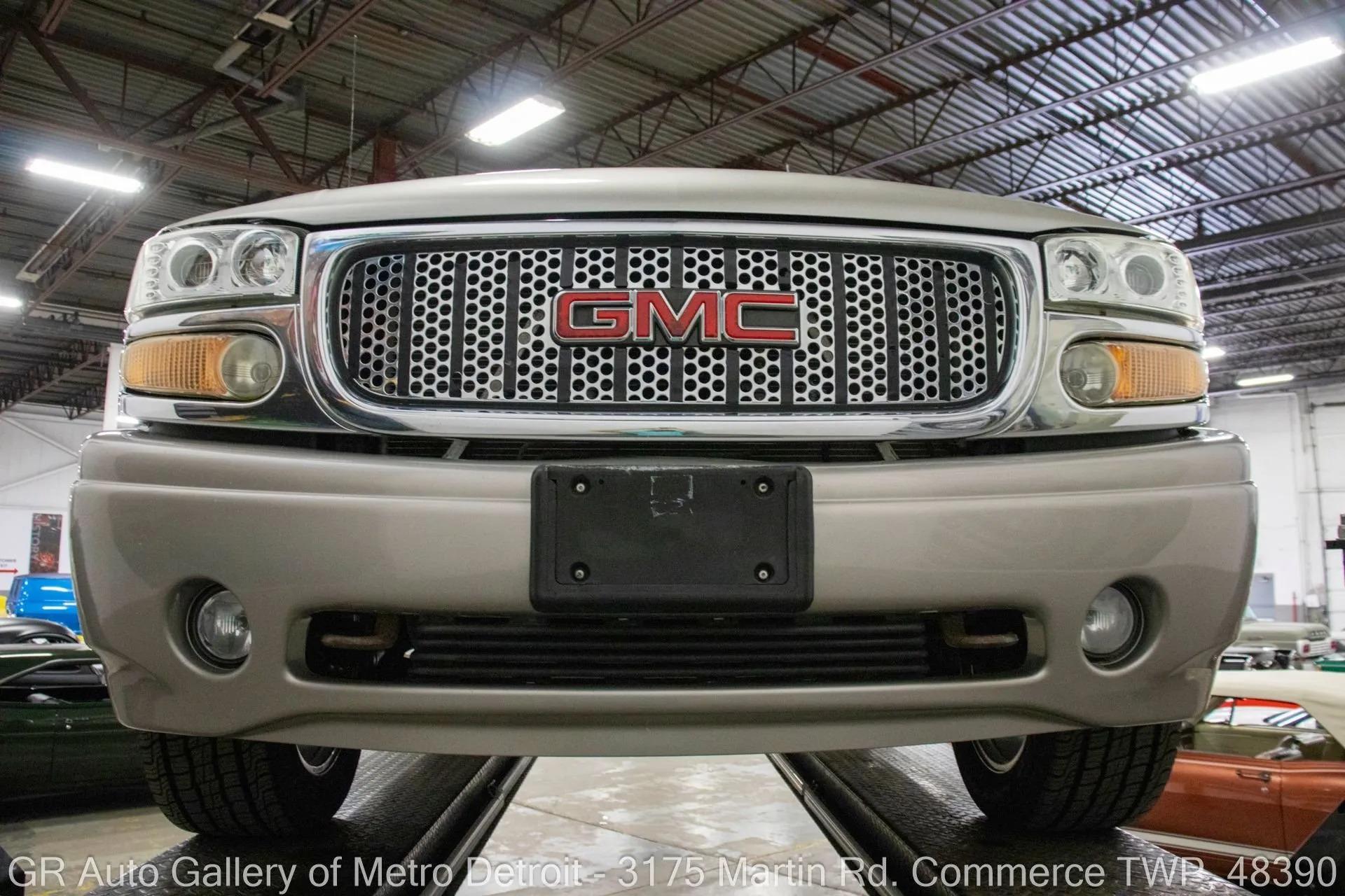 2005 GMC Yukon Denali