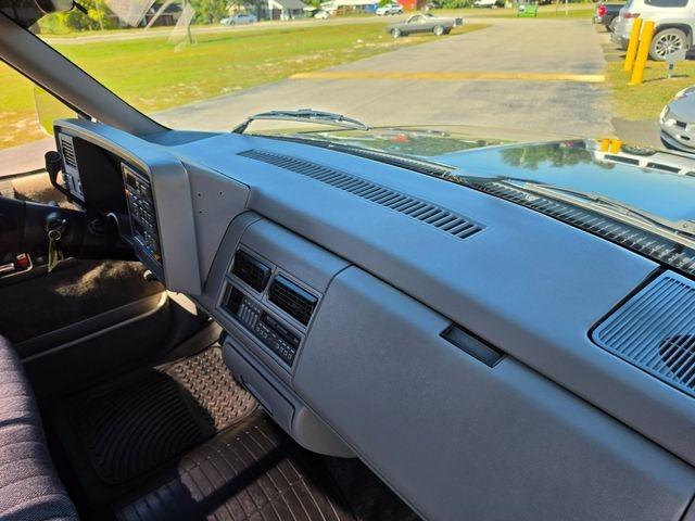 1994 Chevrolet C1500 Silverado SWB