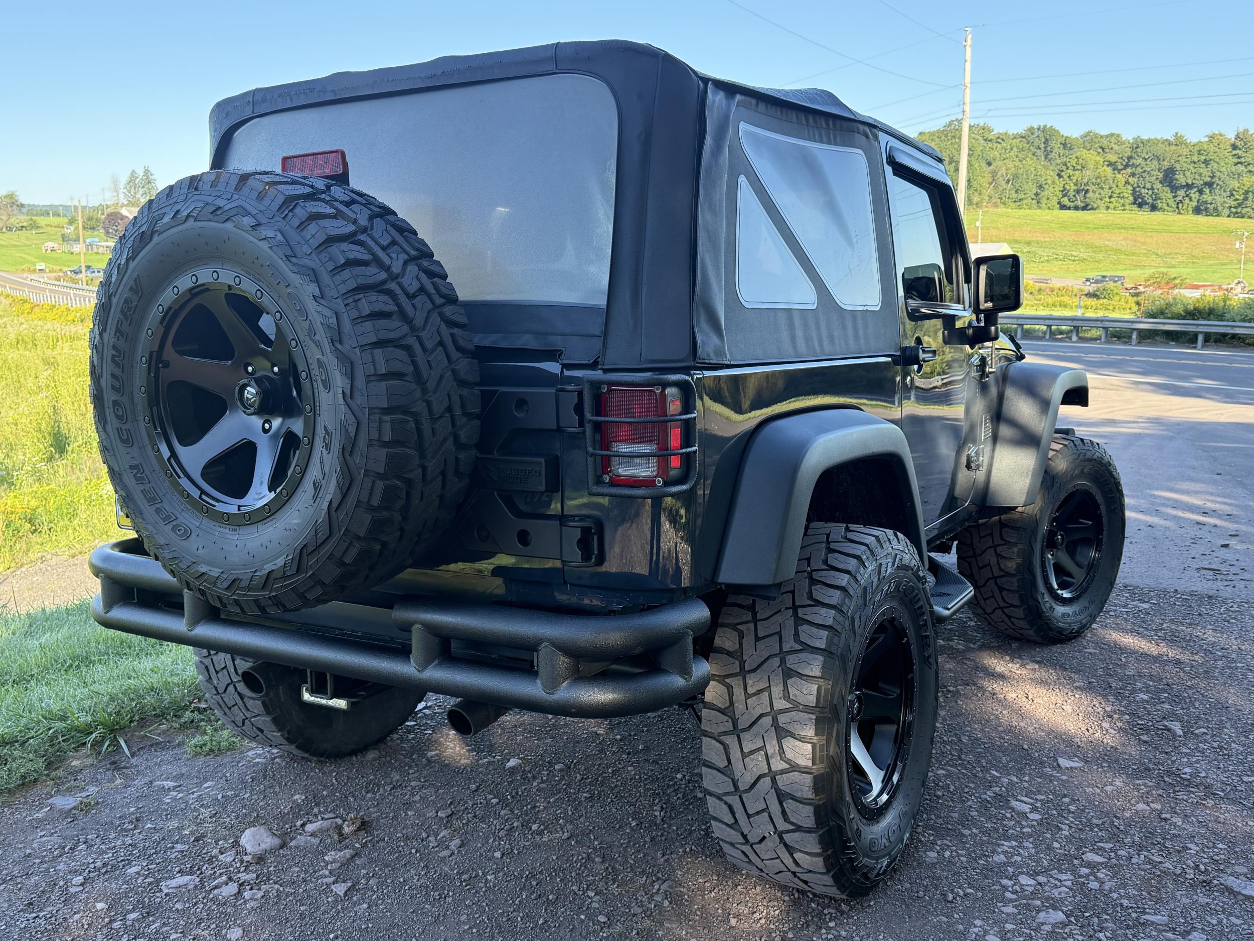 2017 Jeep Wrangler Willys Wheeler - 5