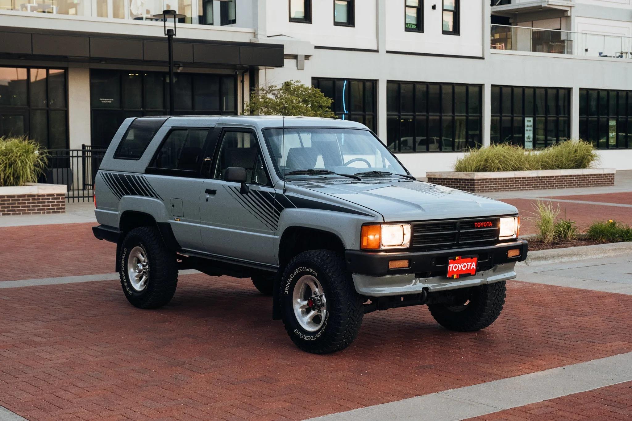 1987 Toyota 4Runner SR5 - 5
