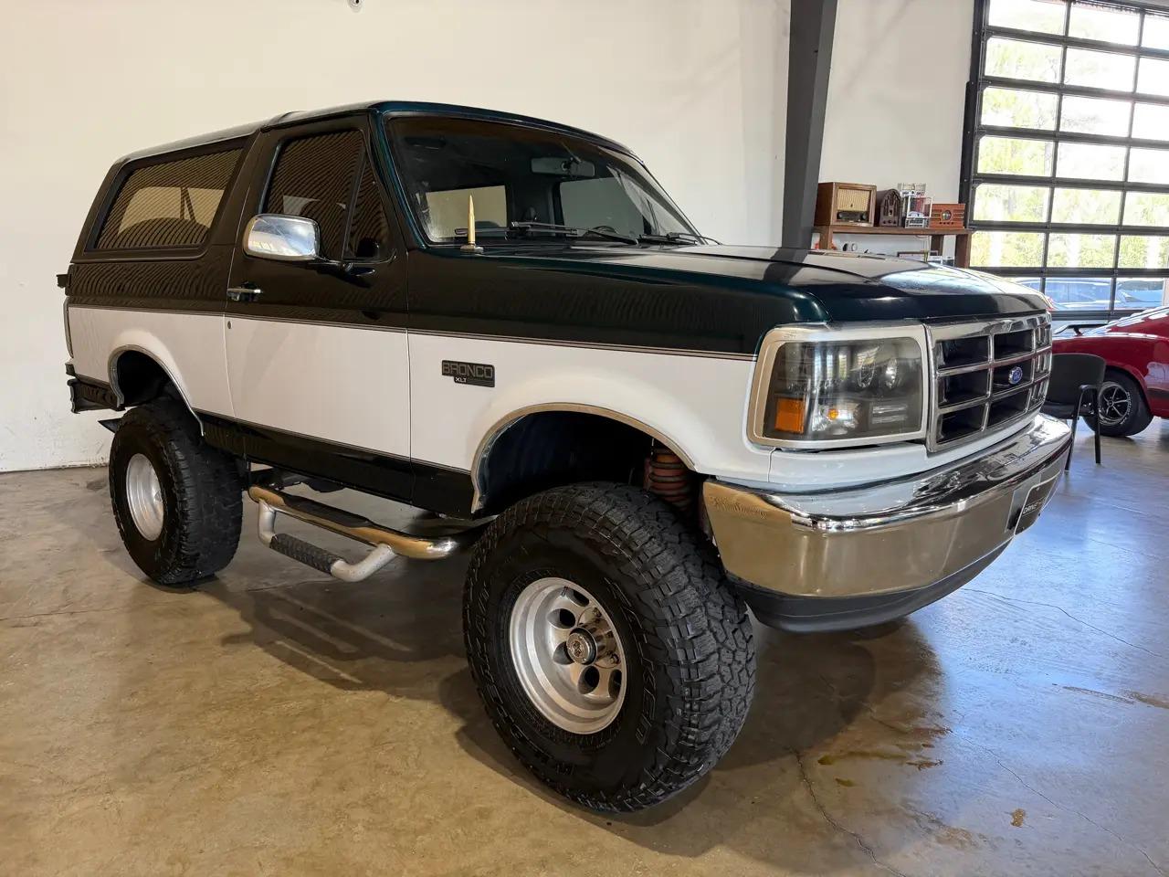 1995 Ford Bronco XL