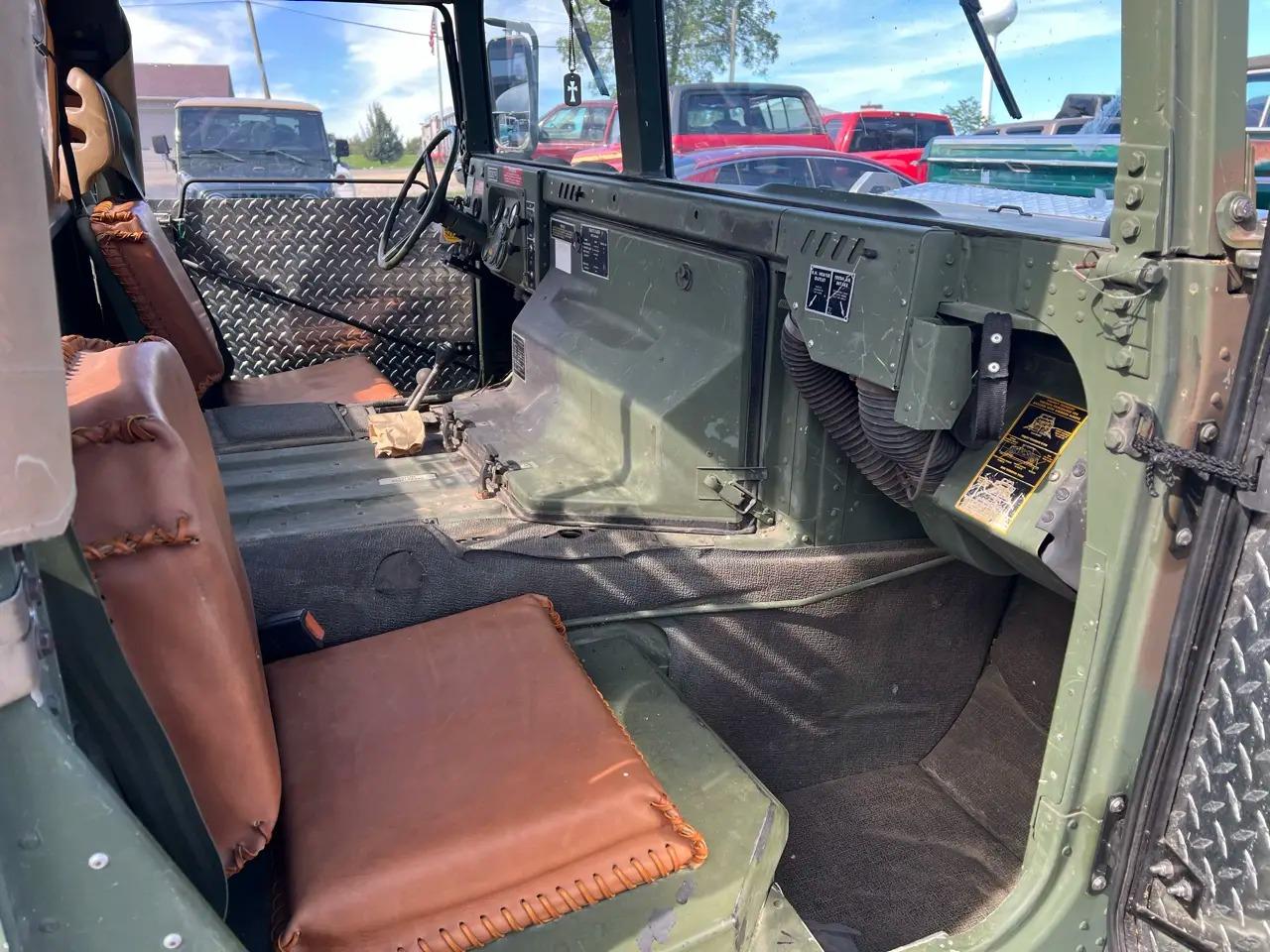 1989 AM General Humvee M998