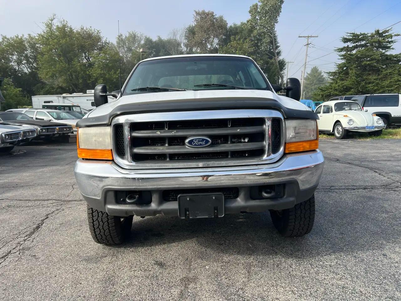 2000 Ford Super Duty F-350 XLT - 2