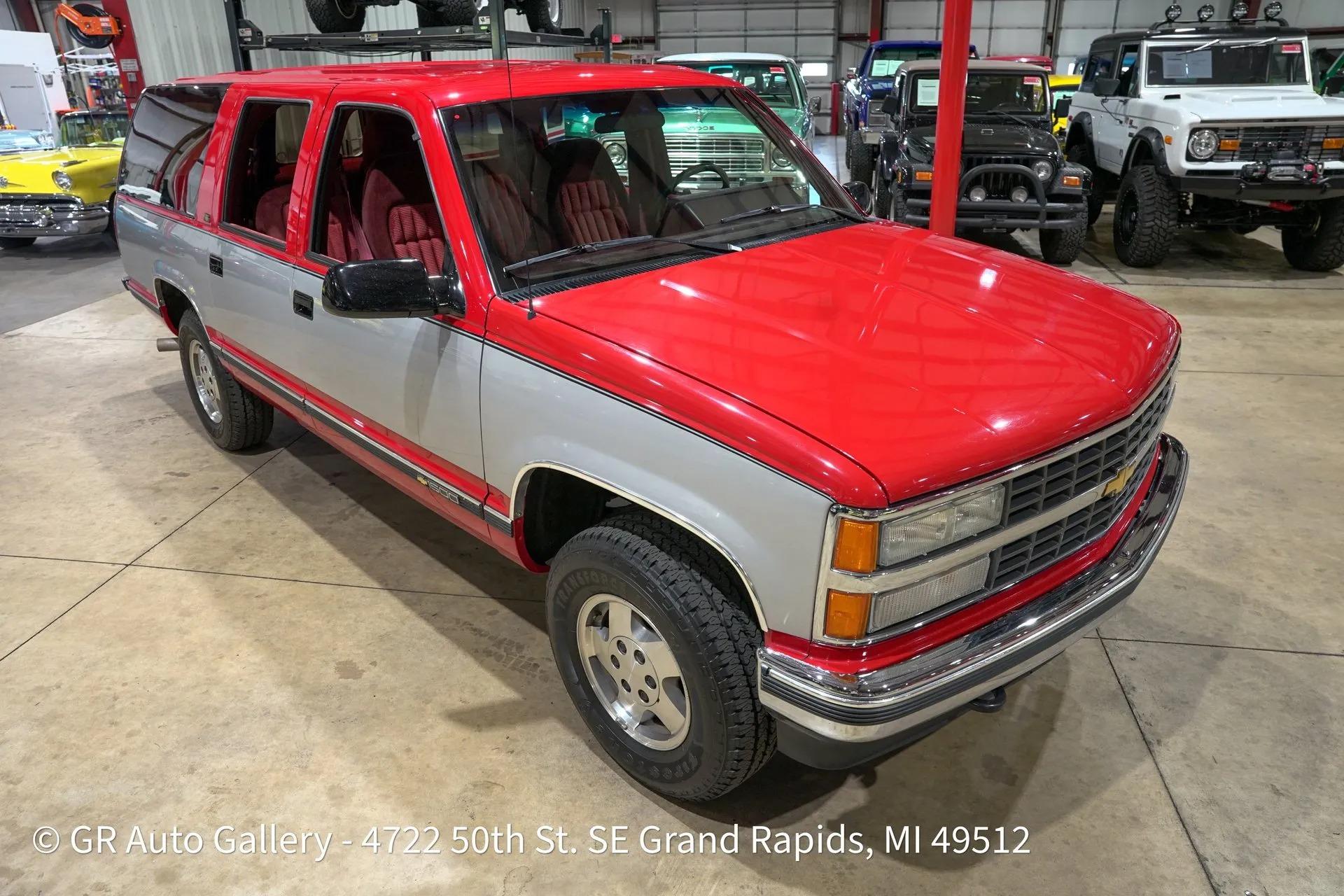  Chevrolet Suburban
