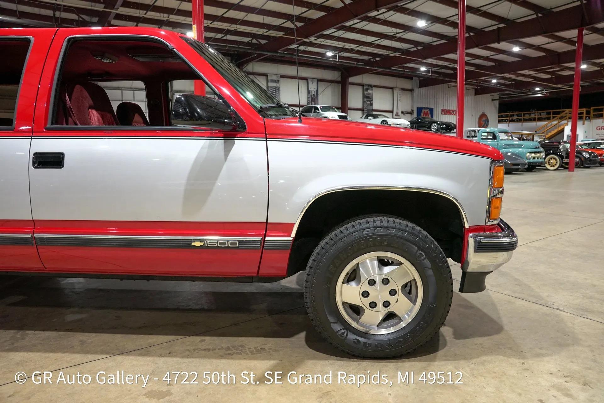 1993 Chevrolet Suburban Silverado