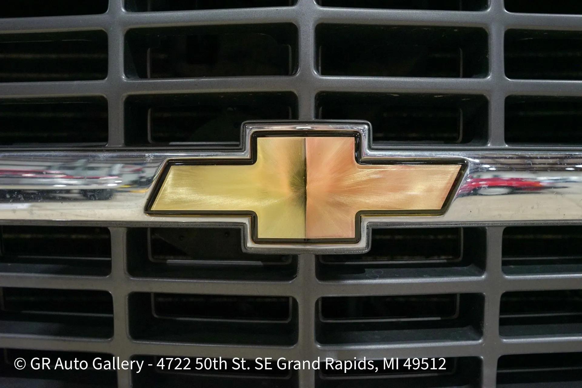 1993 Chevrolet Suburban Silverado
