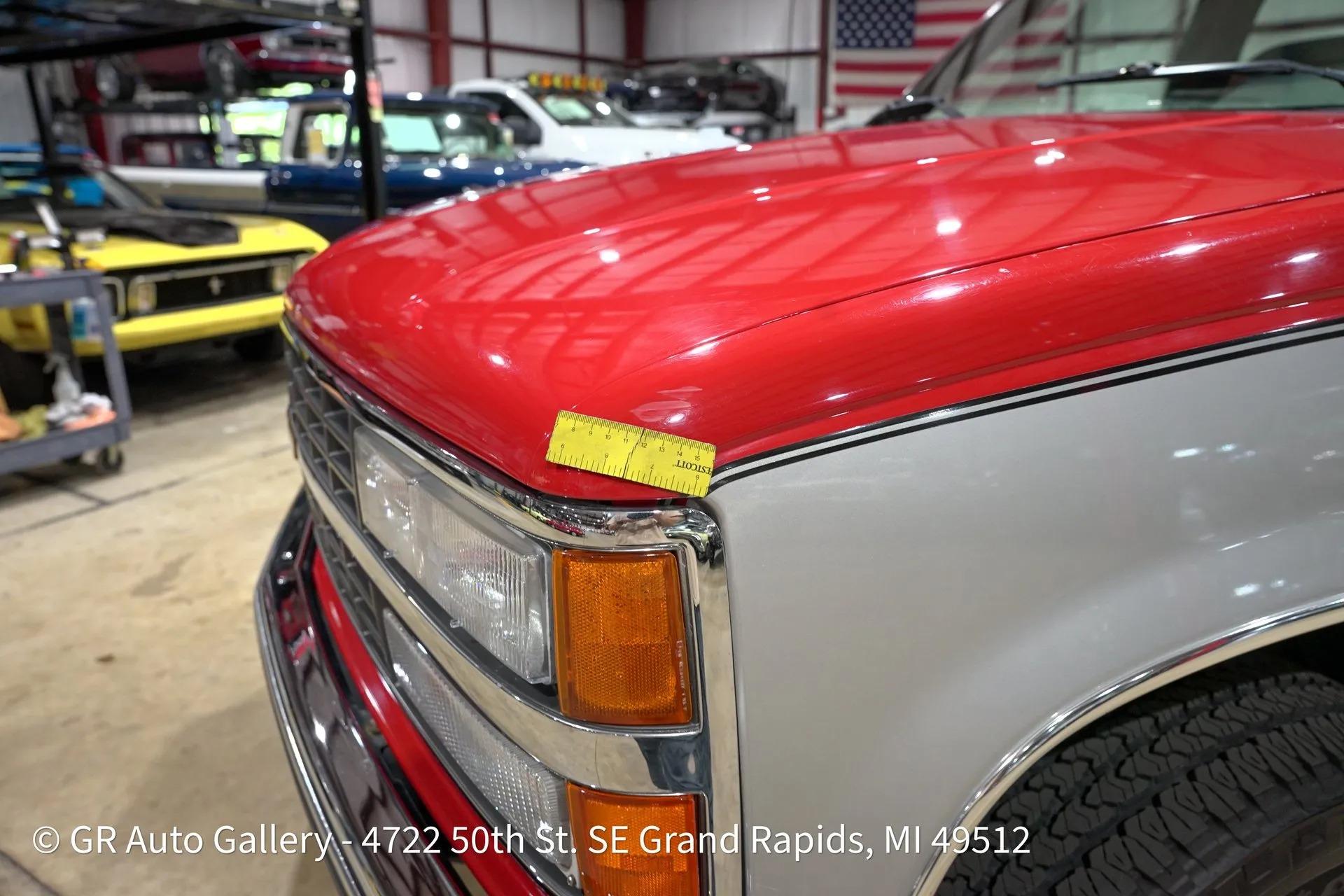 1993 Chevrolet Suburban Silverado
