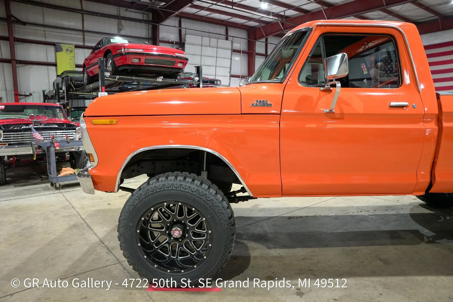 1977 Ford F250 Ranger - 4