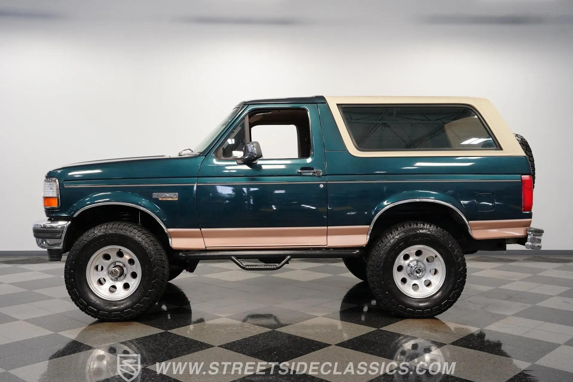 1995 Ford Bronco 4X4 Eddie Bauer - 3