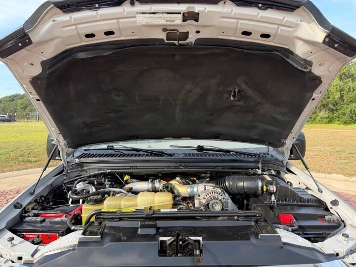 7.3L Power Stroke-Powered 2000 Ford Excursion XLT