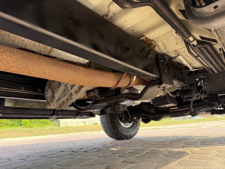 7.3L Power Stroke-Powered 2000 Ford Excursion XLT