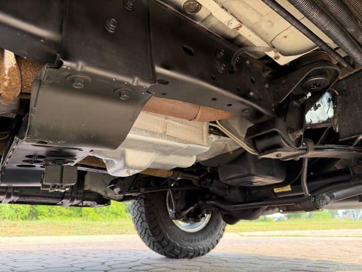 7.3L Power Stroke-Powered 2000 Ford Excursion XLT