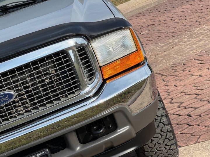 7.3L Power Stroke-Powered 2000 Ford Excursion XLT