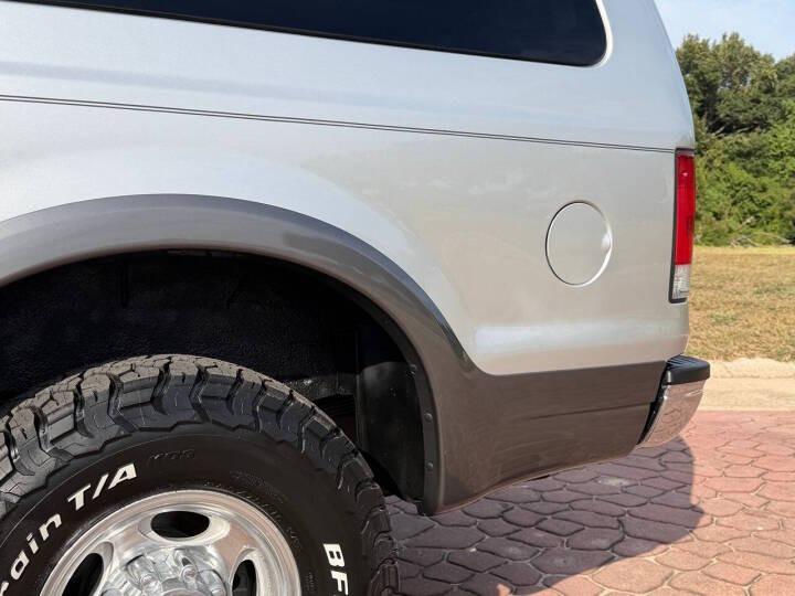 7.3L Power Stroke-Powered 2000 Ford Excursion XLT
