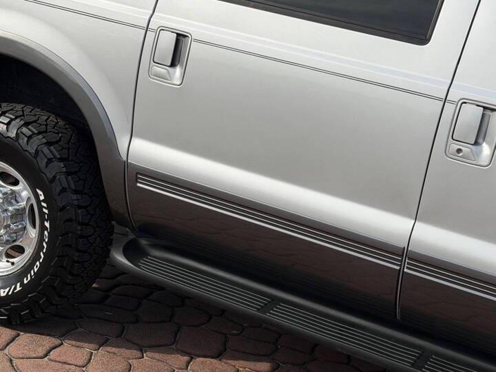 7.3L Power Stroke-Powered 2000 Ford Excursion XLT