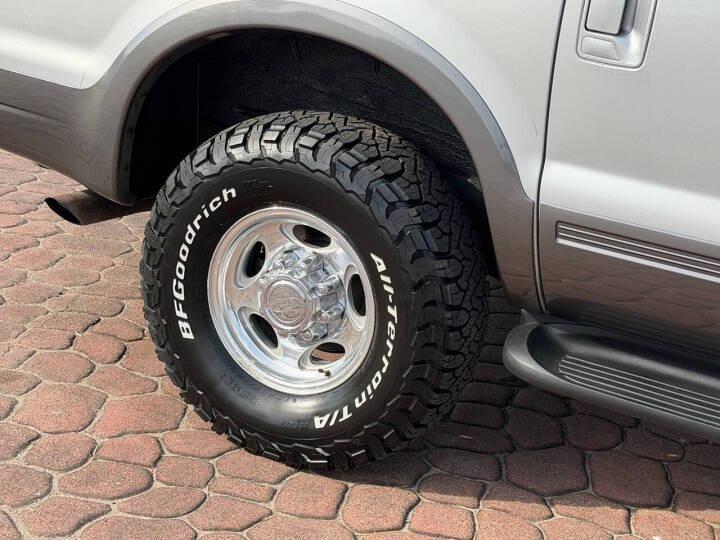 7.3L Power Stroke-Powered 2000 Ford Excursion XLT