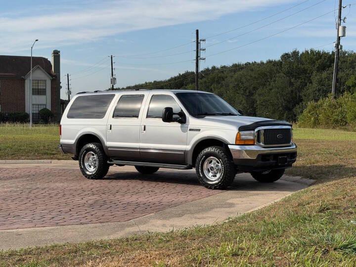 7.3L Power Stroke-Powered 2000 Ford Excursion XLT