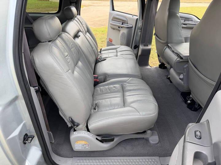 7.3L Power Stroke-Powered 2000 Ford Excursion XLT