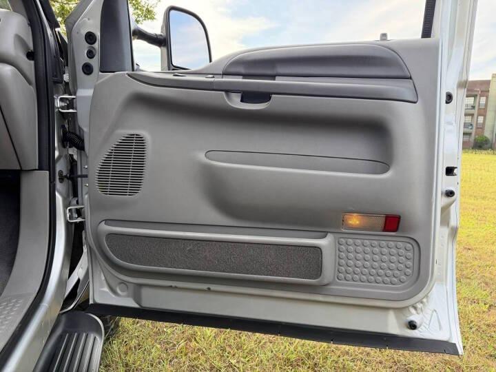 7.3L Power Stroke-Powered 2000 Ford Excursion XLT
