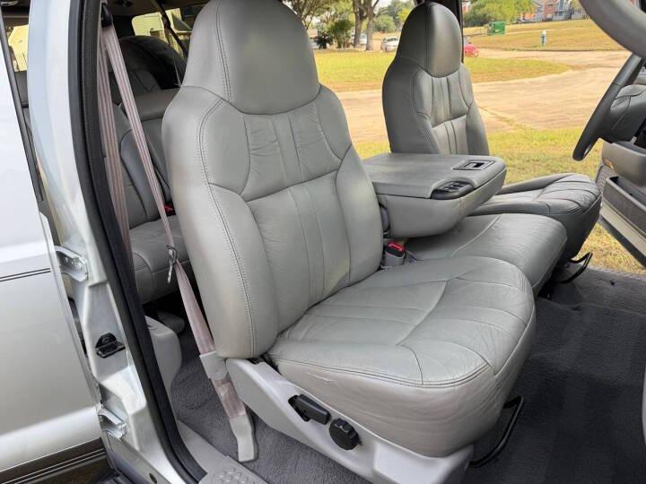 7.3L Power Stroke-Powered 2000 Ford Excursion XLT