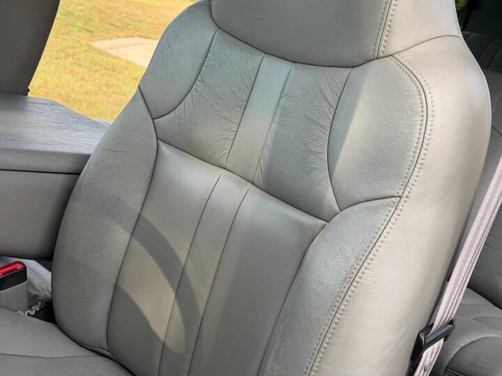 7.3L Power Stroke-Powered 2000 Ford Excursion XLT