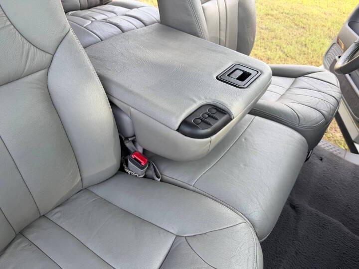 7.3L Power Stroke-Powered 2000 Ford Excursion XLT