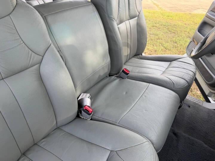 7.3L Power Stroke-Powered 2000 Ford Excursion XLT