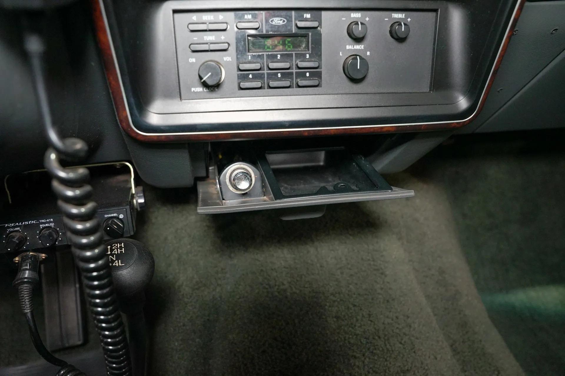 1990 Ford F-250 XLT Lariat