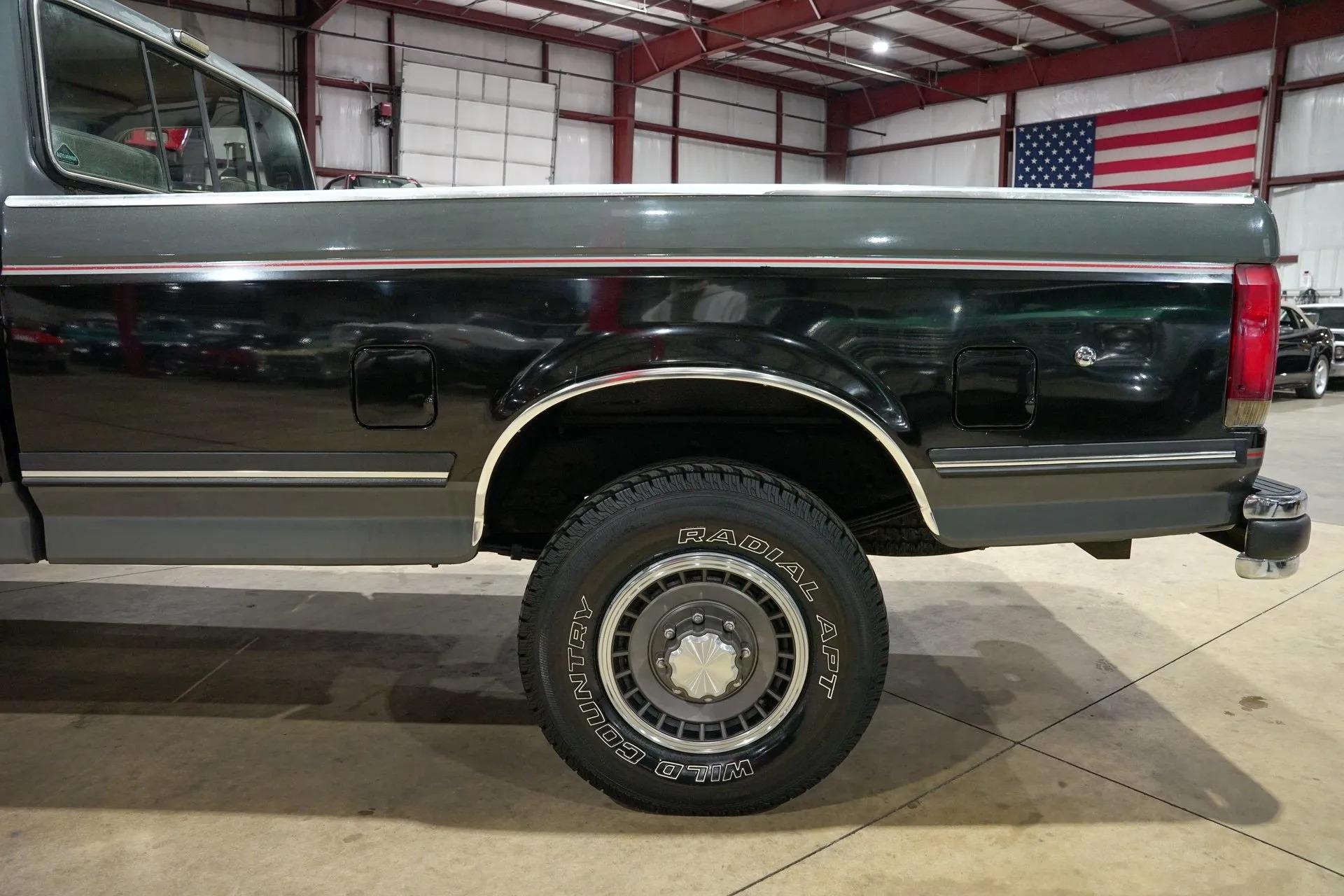 1990 Ford F-250 XLT Lariat