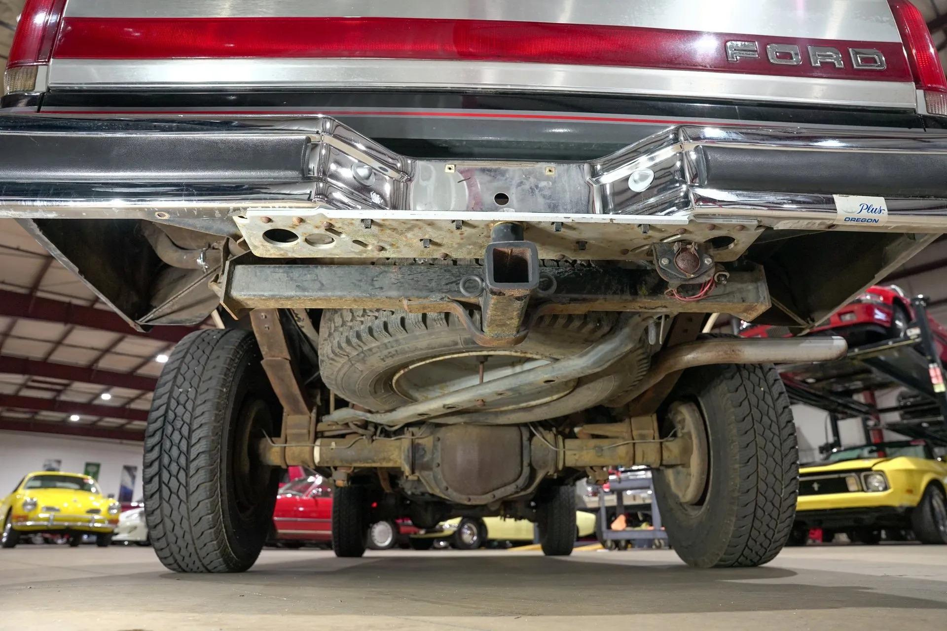 1990 Ford F-250 XLT Lariat