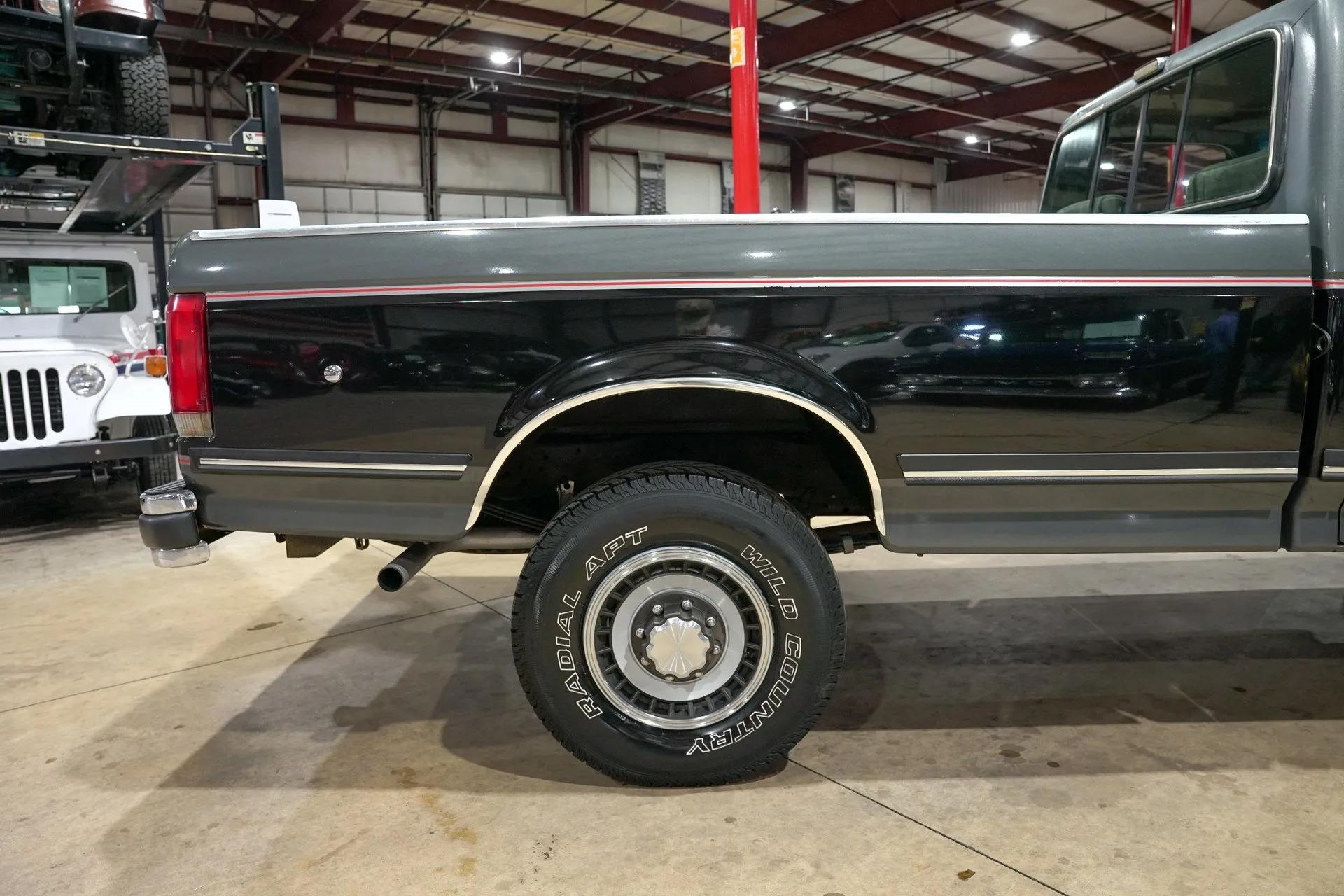 1990 Ford F-250 XLT Lariat