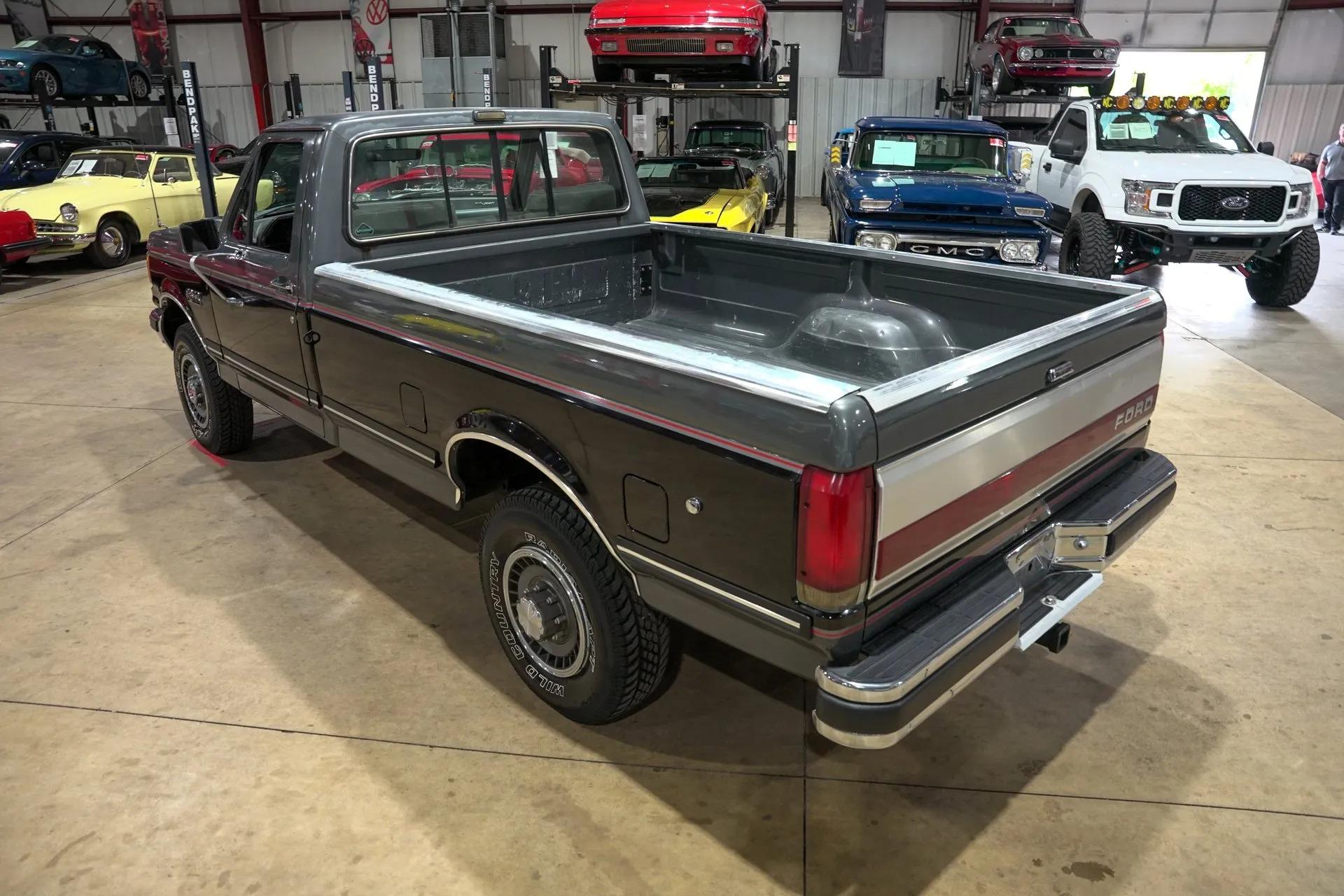 1990 Ford F-250 XLT Lariat