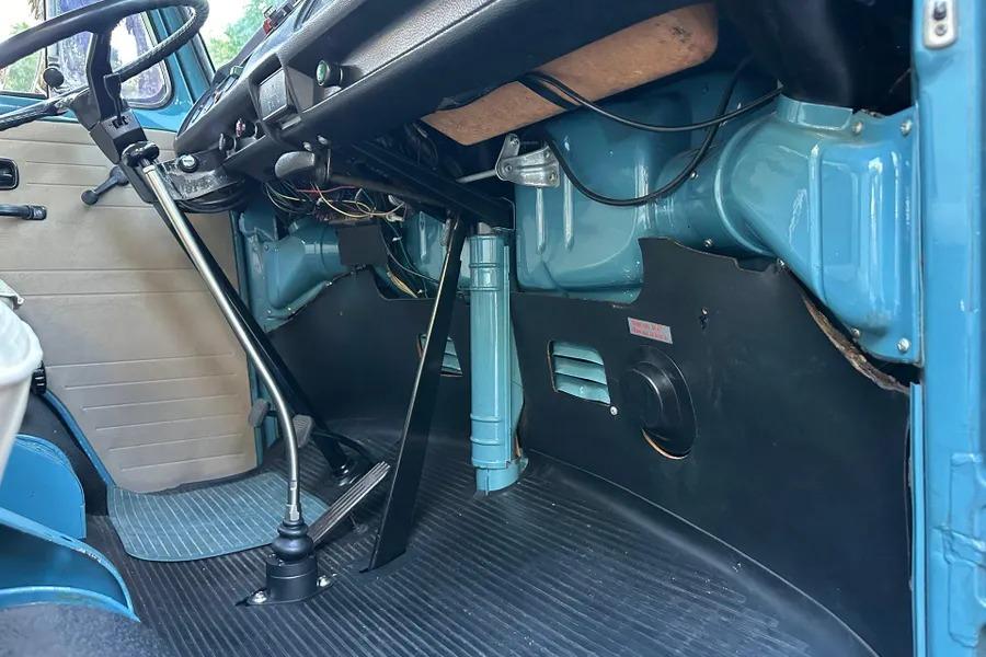 1974 Volkswagen Type 2 Kombi