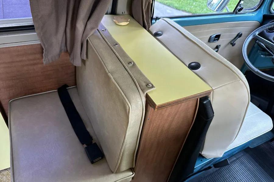 1974 Volkswagen Type 2 Kombi