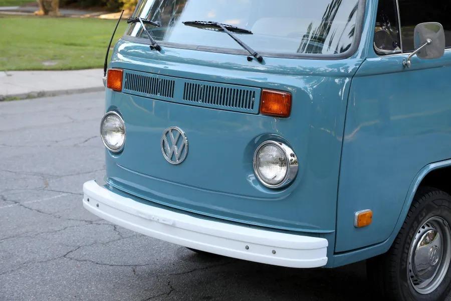 1974 Volkswagen Type 2 Kombi