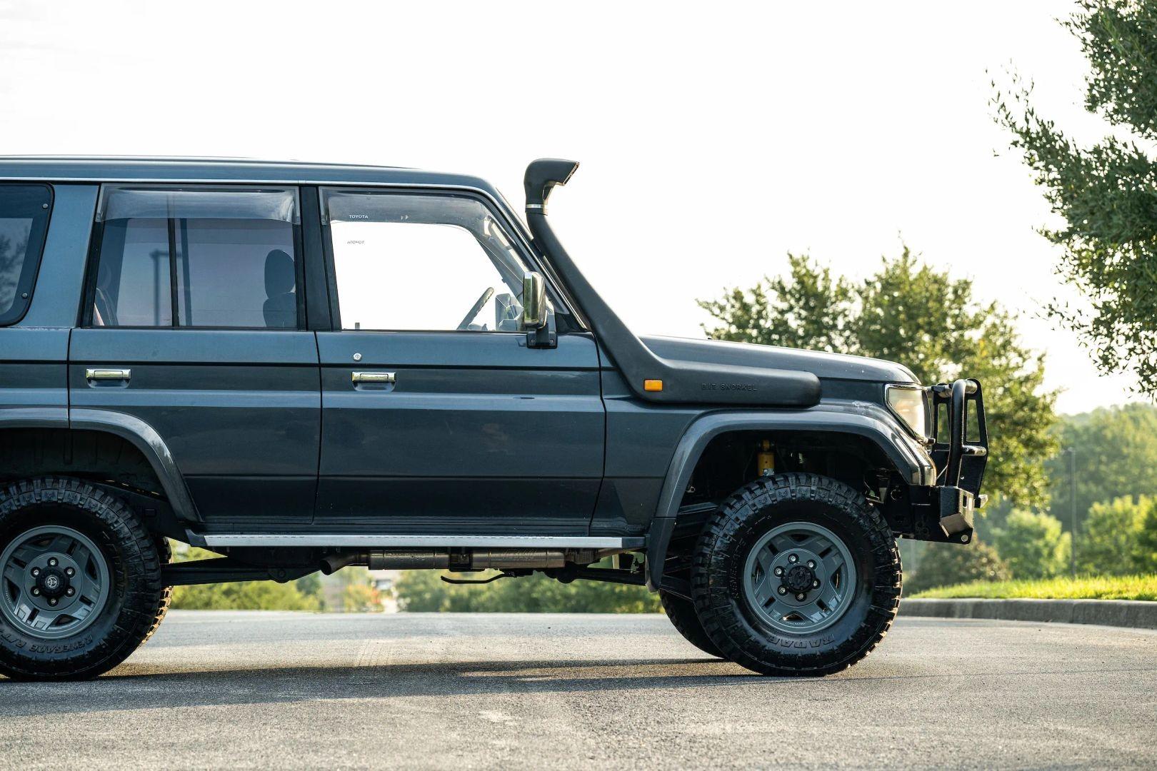 1994 Toyota Land Cruiser KZJ77