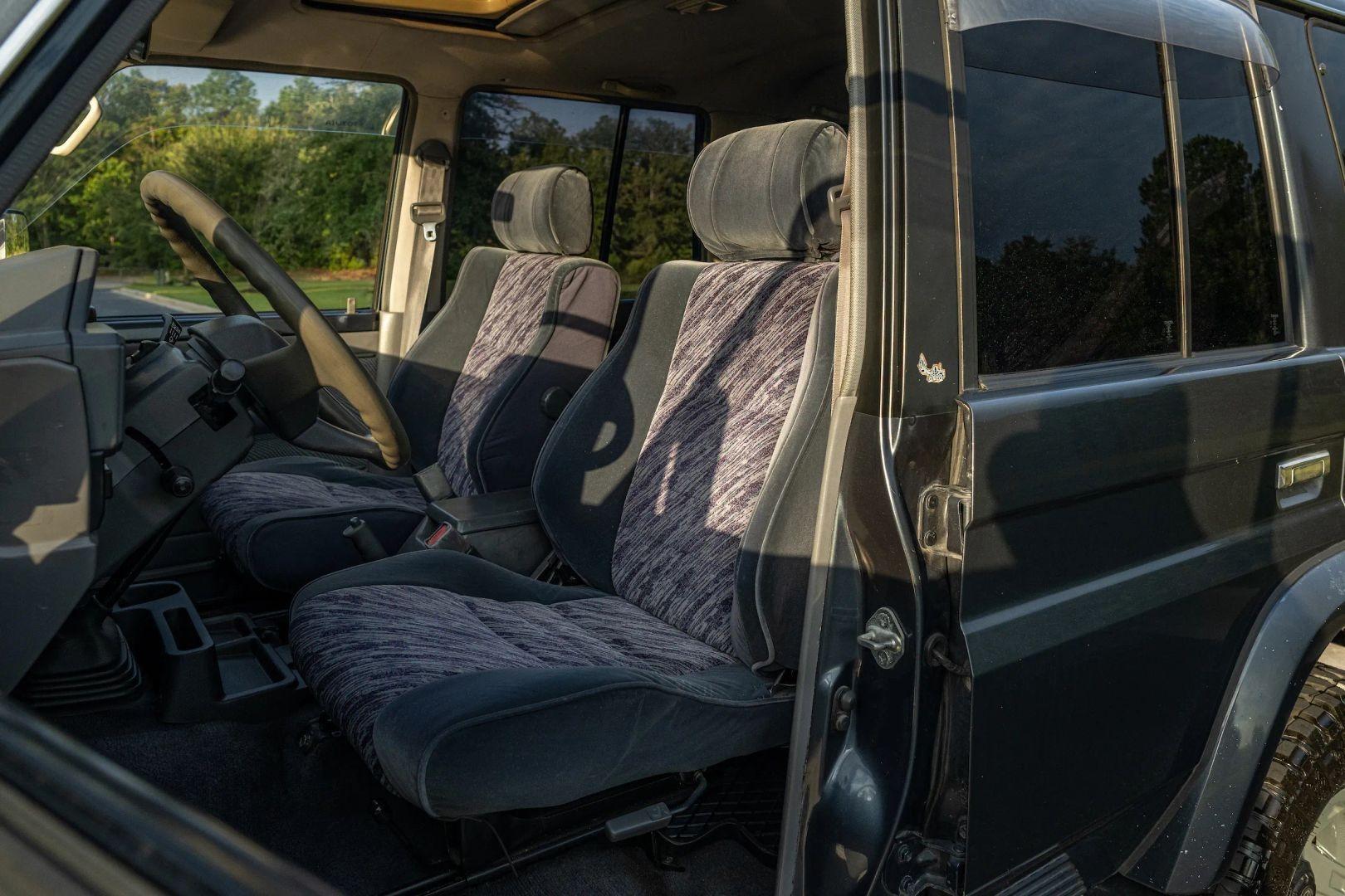 1994 Toyota Land Cruiser KZJ77