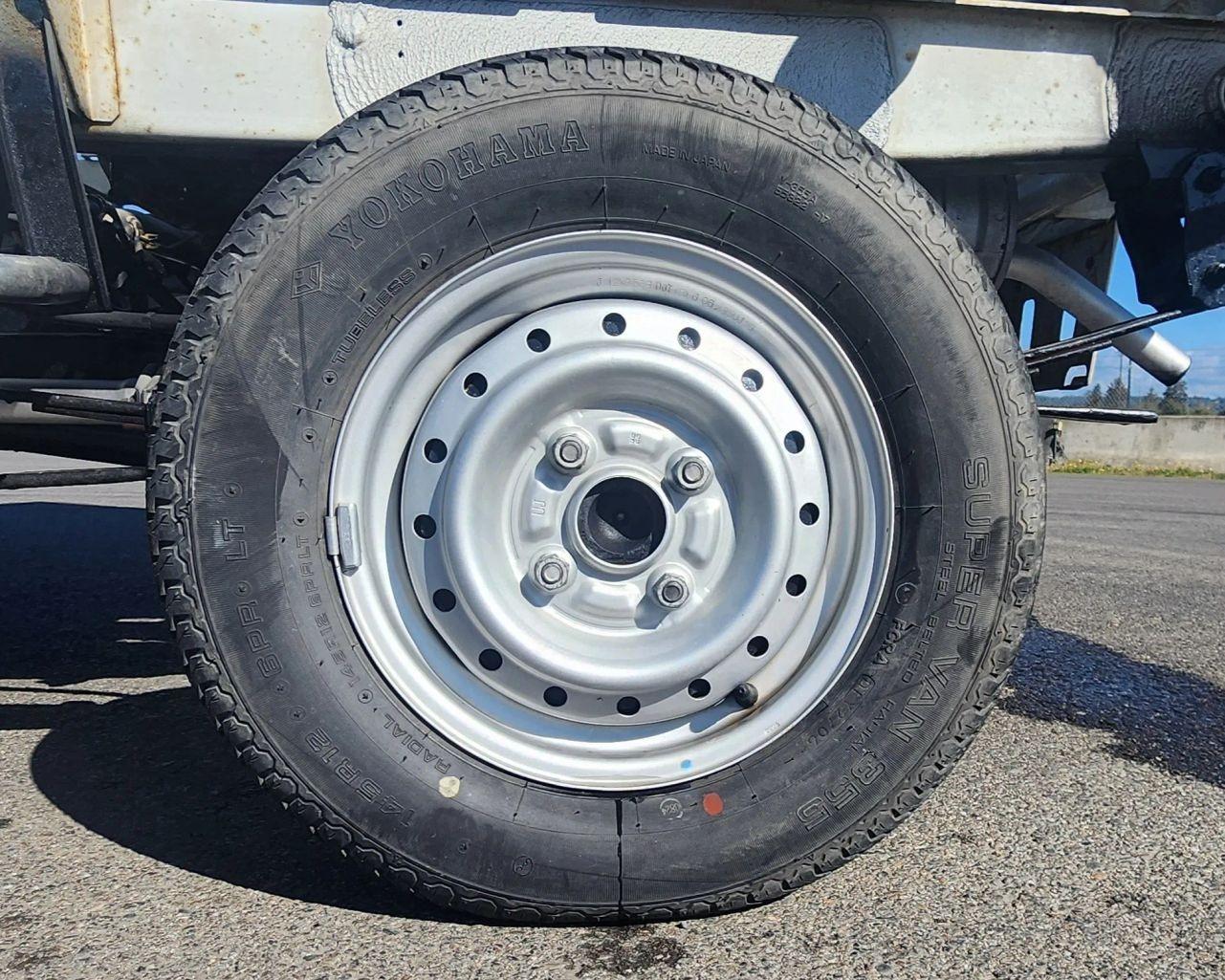 1999 Suzuki Carry Dump