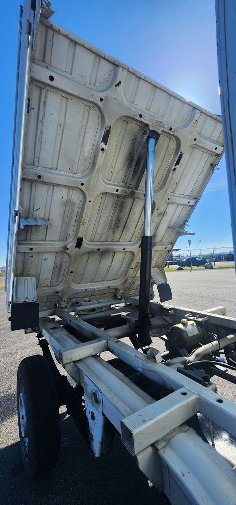 1999 Suzuki Carry Dump